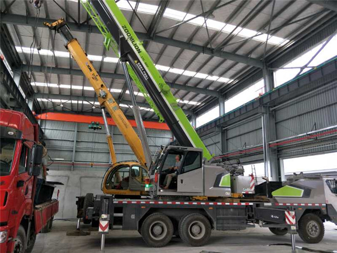 天山区高空车出租需要注意哪些安全事项？