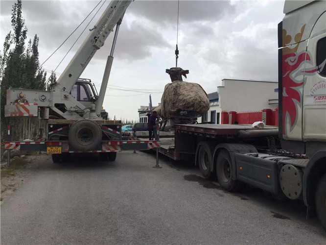天山区狭窄场地（如小区、车间）适合用哪种吊车？